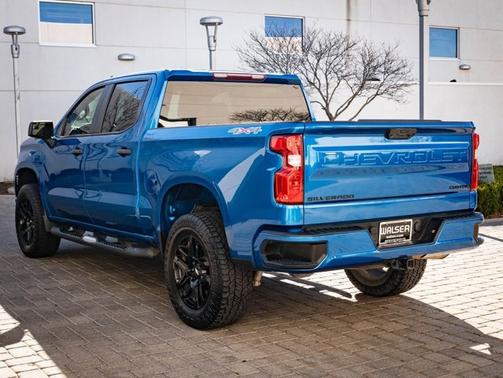 2022 Chevrolet Silverado 1500 Custom