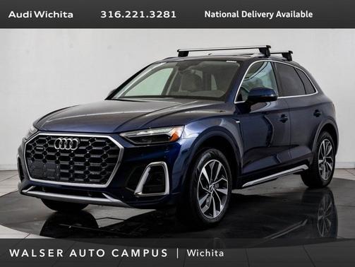 Blue Metallic 2022 Audi Q5 S line Premium