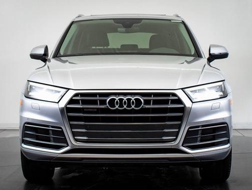2018 Audi Q5 2.0T Premium Plus