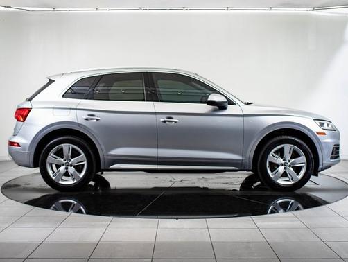 2018 Audi Q5 2.0T Premium Plus
