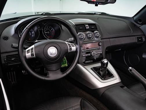 Black Onyx 2007 Saturn Sky