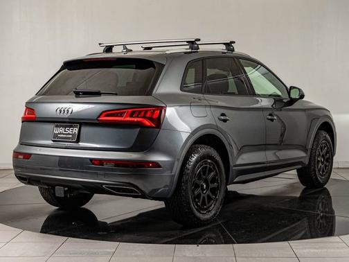 Monsoon Gray Metallic 2018 Audi Q5 2.0T Prestige
