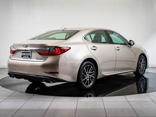 2018 Lexus ES 350 Base