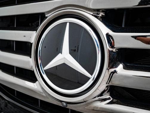 2025 Mercedes-Benz GLS 450 Base