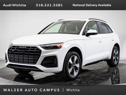 White 2025 Audi Q5 Premium