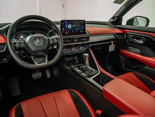 2025 Acura ADX w/A-Spec Advance Package