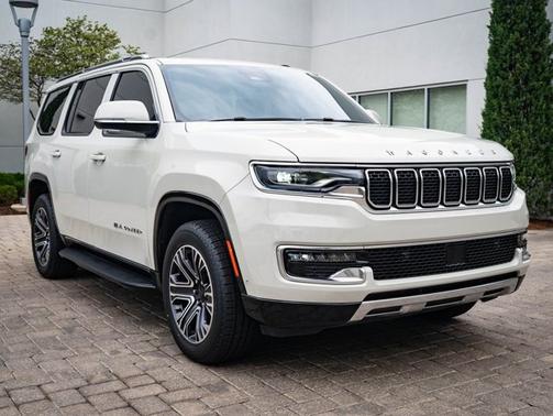 2022 Jeep Wagoneer Series III