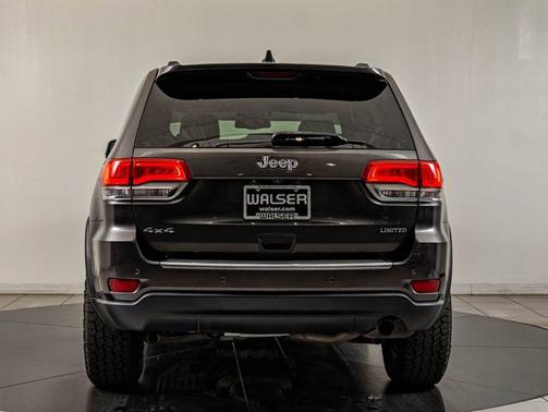 Granite Crystal Metallic Clearcoat 2015 Jeep Grand Cherokee Limited
