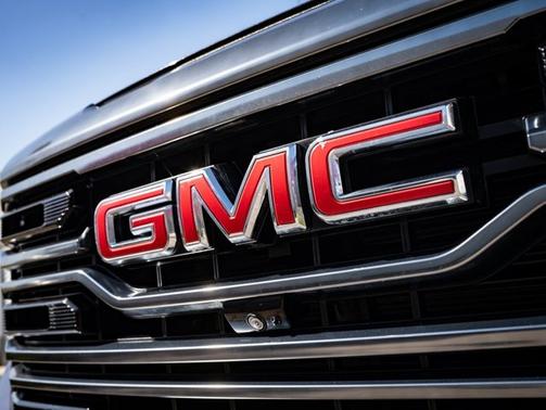 2022 GMC Sierra 1500 AT4