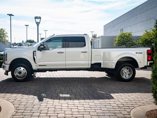 2024 Ford F-450 Limited