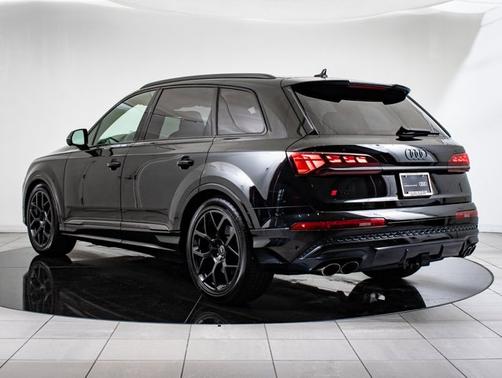 2025 Audi SQ7 Prestige