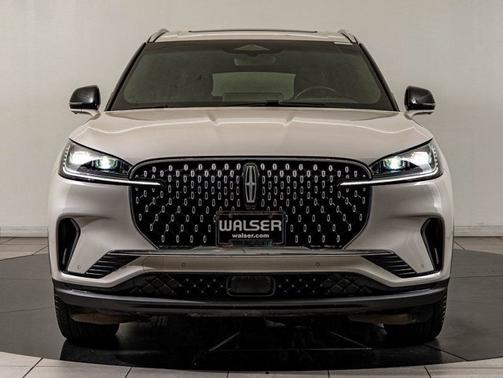 White 2025 Lincoln Aviator Reserve