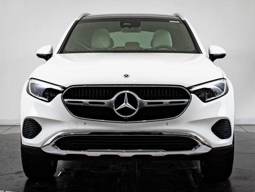 2025 Mercedes-Benz C-Class C300 4MATIC