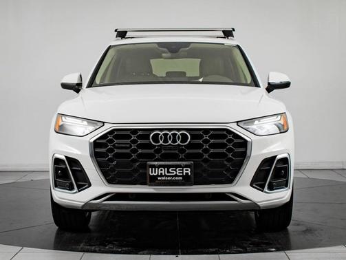 2023 Audi Q5 S line Premium Plus