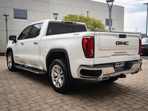 2022 GMC Sierra 1500 SLT