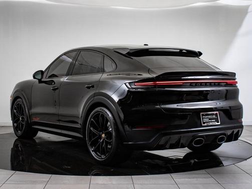 2024 Porsche Cayenne Turbo GT