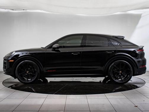 2024 Porsche Cayenne Turbo GT