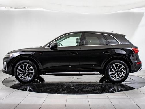 2024 Audi Q5 S line Premium