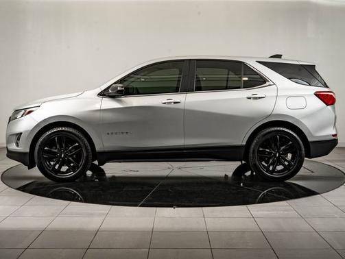 Silver Ice Metallic 2021 Chevrolet Equinox 1LT