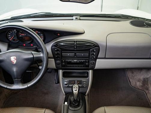 2002 Porsche Boxster 