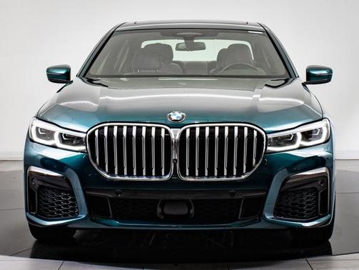 2022 BMW 750 750i xDrive