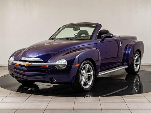 2004 Chevrolet SSR LS