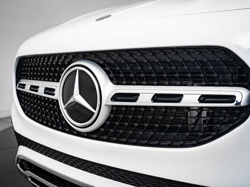 2021 Mercedes-Benz GLA 250 Base 4MATIC