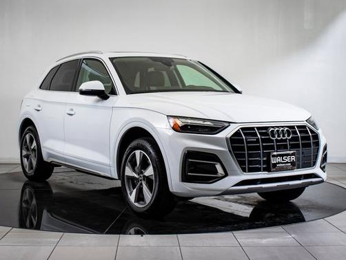 2023 Audi Q5 Premium
