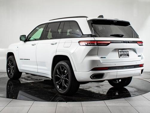 2023 Jeep Grand Cherokee 30th Anniversary