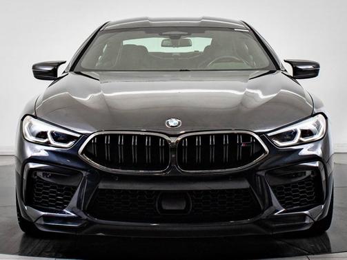 2022 BMW M8 Competition