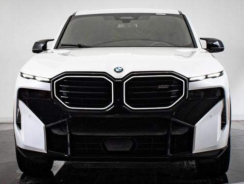 2023 BMW XM