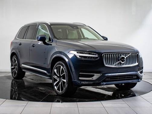 2023 Volvo XC90 Plus