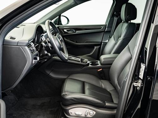 2024 Porsche Macan 