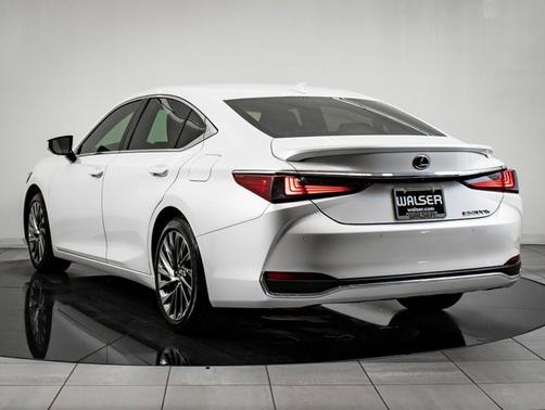 2025 Lexus ES 300h ES 300h Ultra Luxury
