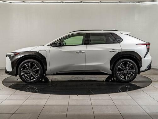 Pearl 2023 Toyota bZ4X Limited
