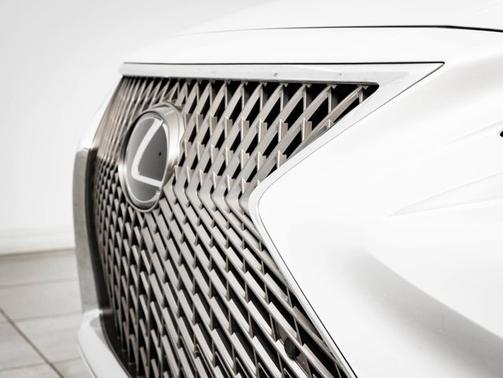 2019 Lexus LS 500 Base