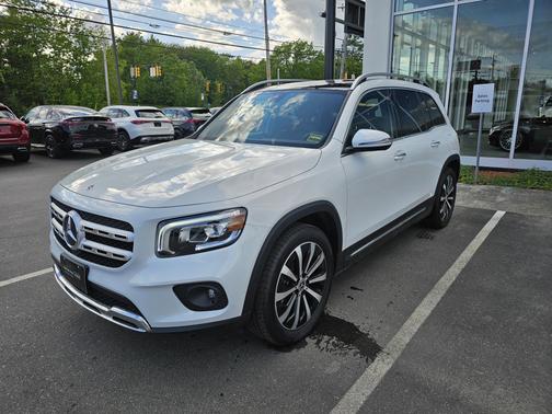 2023 Mercedes-Benz GLB 250