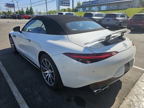 2023 Mercedes-Benz AMG SL 43 Base