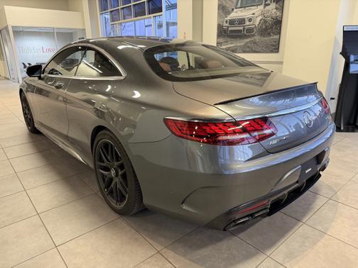 2021 Mercedes-Benz AMG S 63 