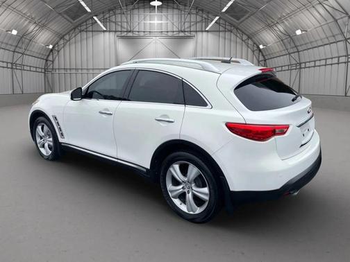 2009 INFINITI FX35 Base