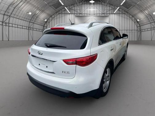 2009 INFINITI FX35 Base