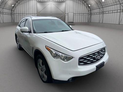 2009 INFINITI FX35 Base