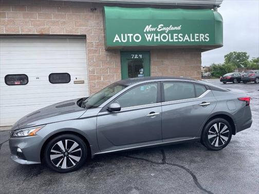 2022 Nissan Altima 2.5 SV