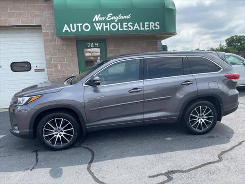 2018 Toyota Highlander SE