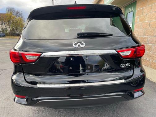 2017 INFINITI QX60 Base