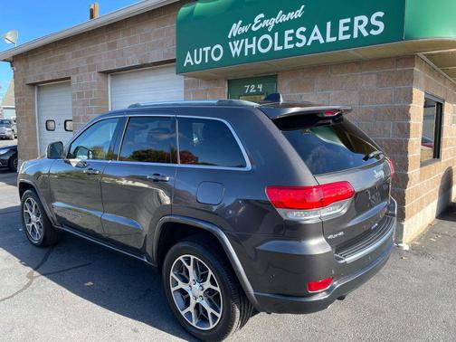 2018 Jeep Grand Cherokee Sterling Edition