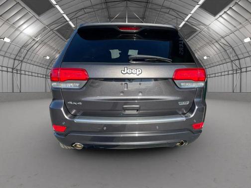 2018 Jeep Grand Cherokee Sterling Edition