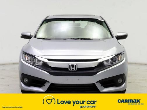 Photo 5 of 27 of 2018 Honda Civic EX-T