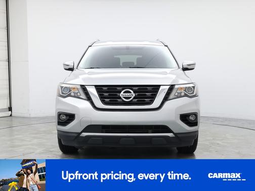 2017 Nissan Pathfinder SV