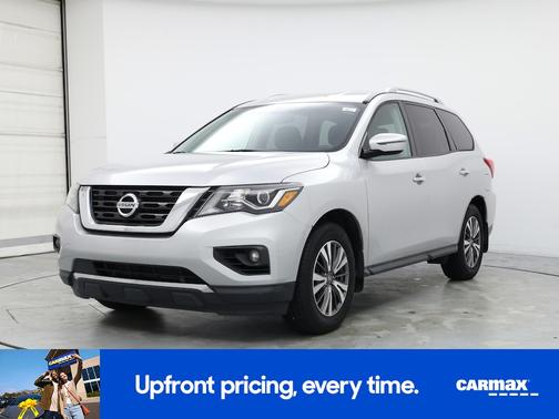 2017 Nissan Pathfinder SV